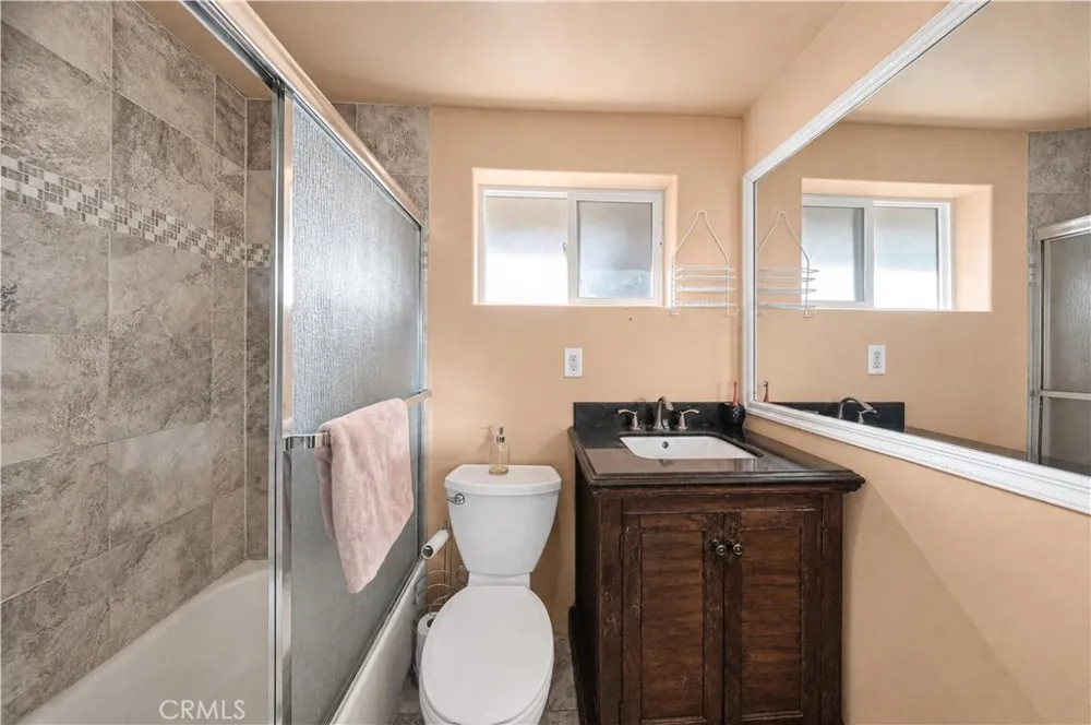 21625 Bancroft California City, CA 93505