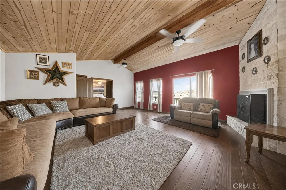 21625 Bancroft California City, CA 93505