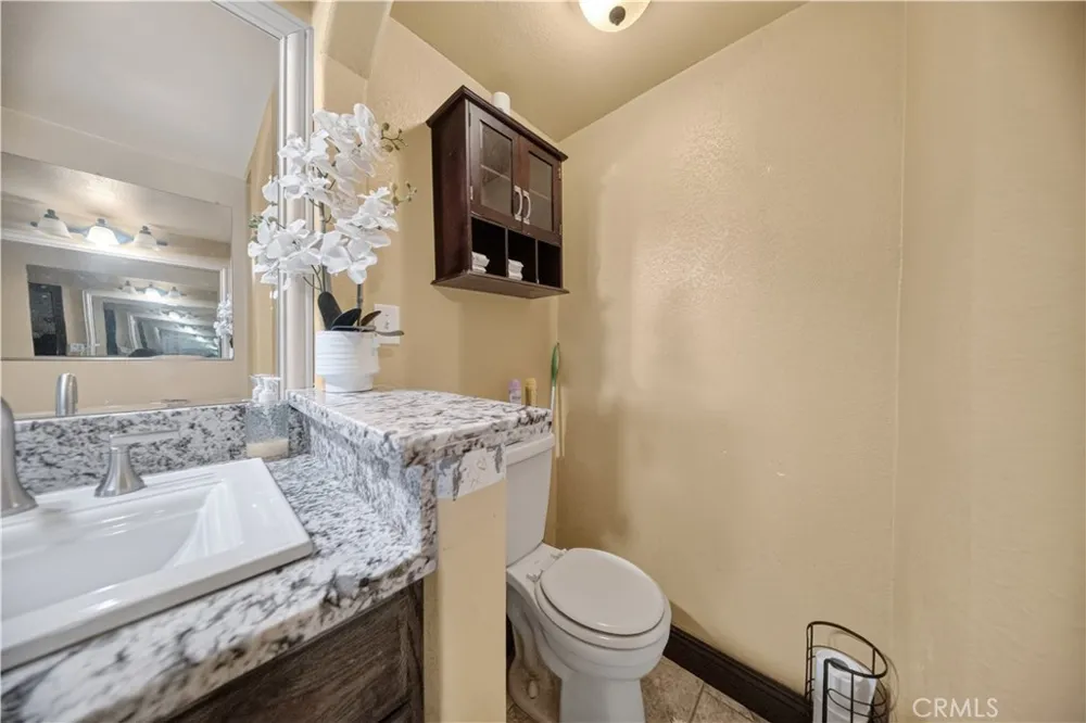 21625 Bancroft California City, CA 93505