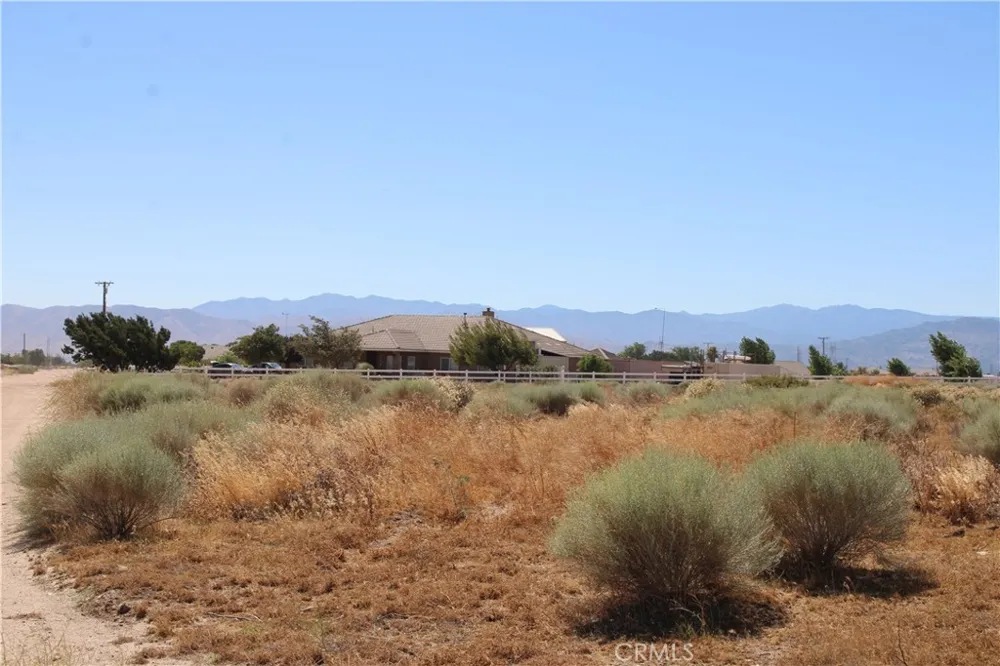 13464 Fir Oak Hills, CA 92344