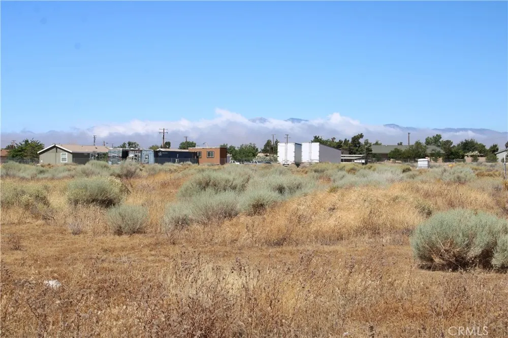 13464 Fir Oak Hills, CA 92344