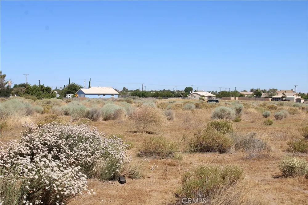 13464 Fir Oak Hills, CA 92344