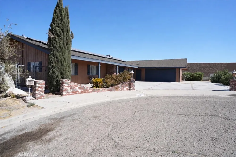 1041 Antelope Lane Barstow, CA 92311