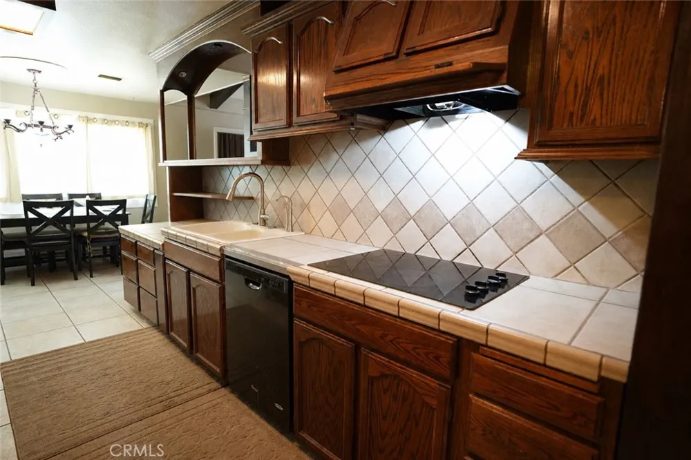 1041 Antelope Lane Barstow, CA 92311