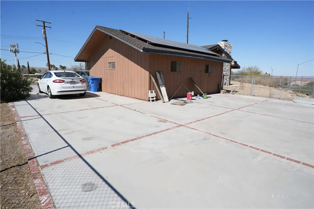 1041 Antelope Lane Barstow, CA 92311