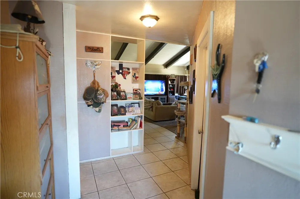 1041 Antelope Lane Barstow, CA 92311
