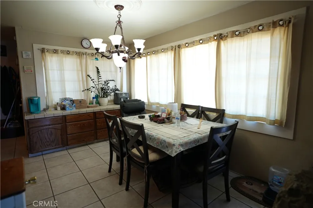 1041 Antelope Lane Barstow, CA 92311