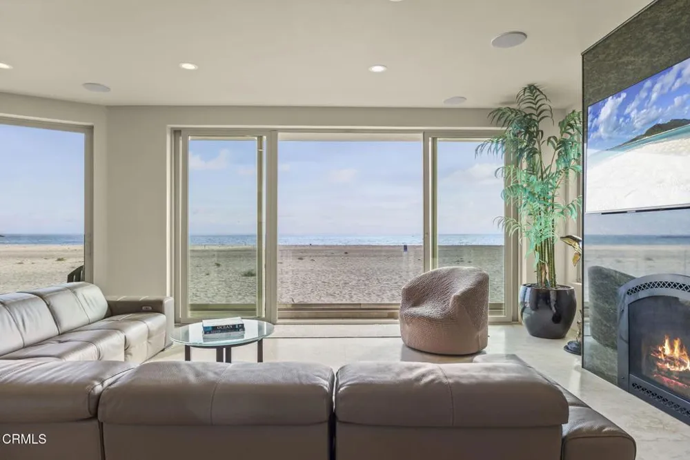 3629 Ocean Drive Oxnard, CA 93035