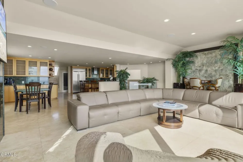 3629 Ocean Drive Oxnard, CA 93035