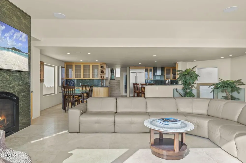 3629 Ocean Drive Oxnard, CA 93035