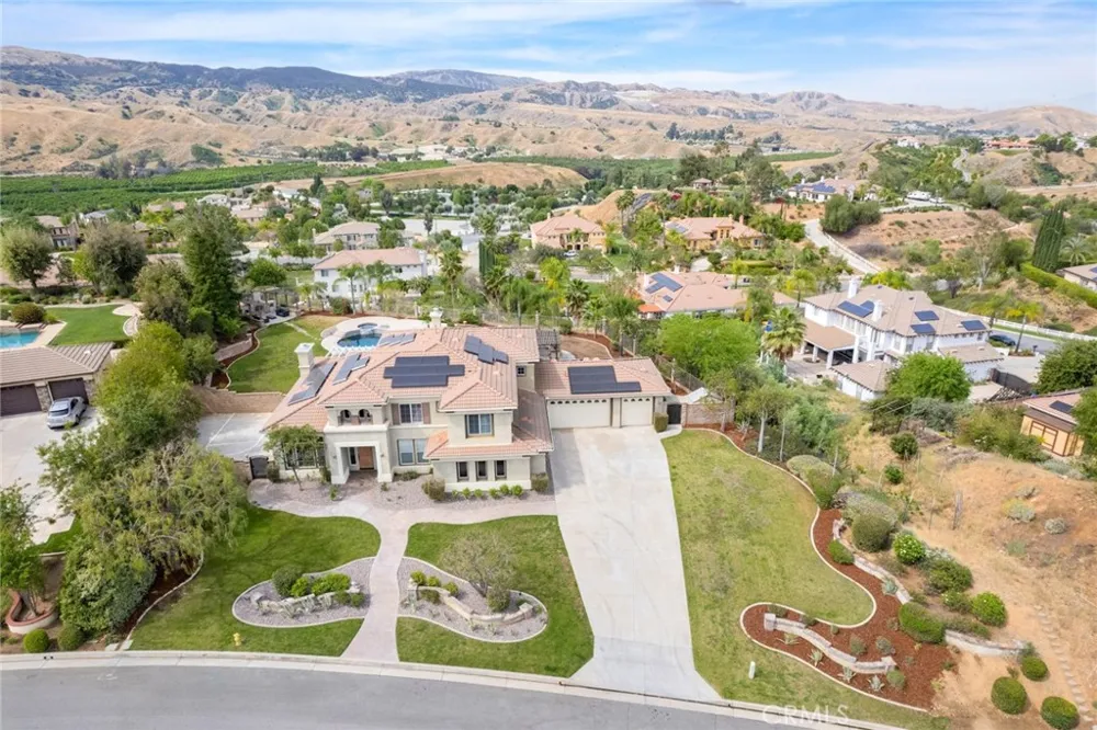 1910 Mesa View Lane Redlands, CA 92373