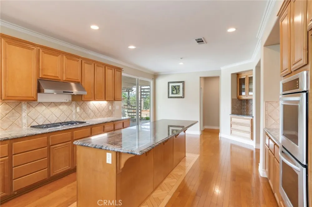 1910 Mesa View Lane Redlands, CA 92373