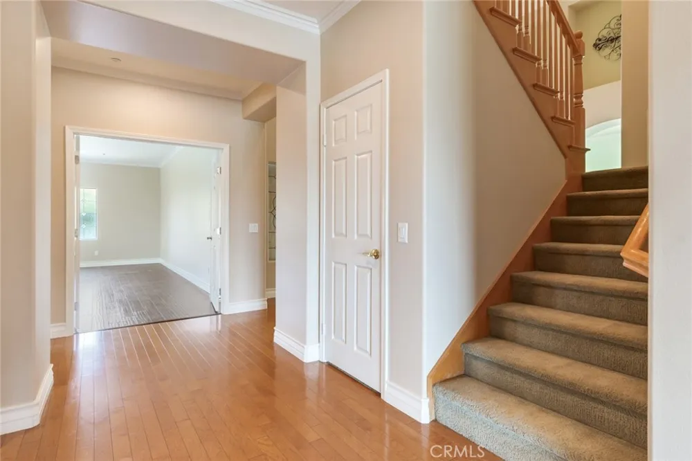 1910 Mesa View Lane Redlands, CA 92373
