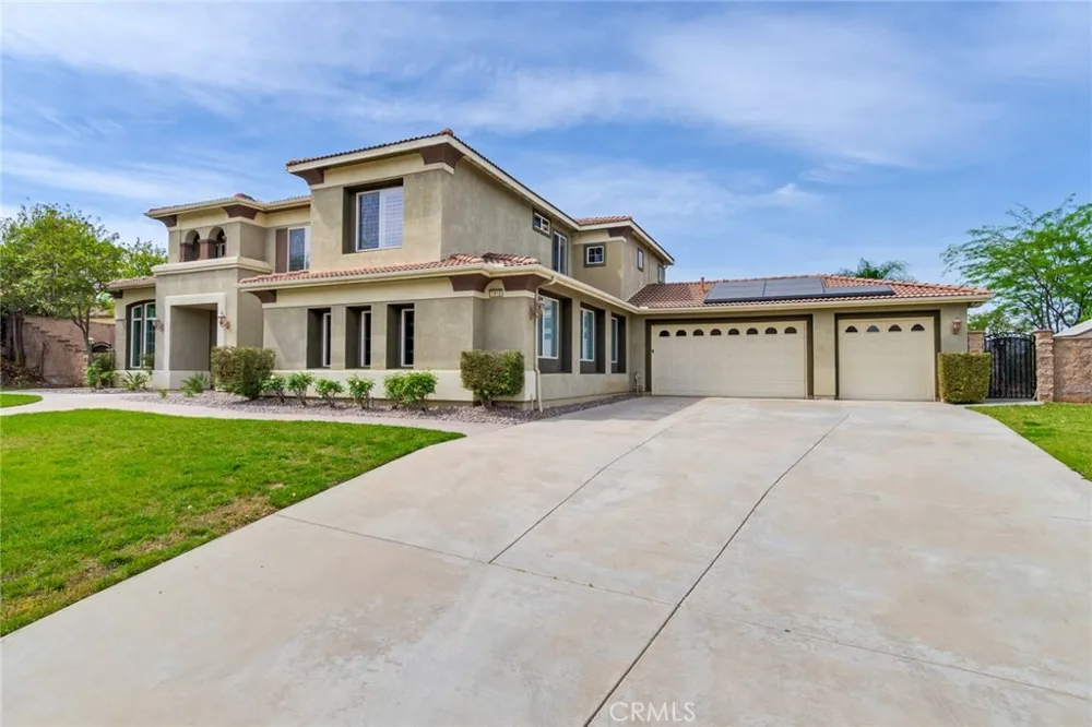 1910 Mesa View Lane Redlands, CA 92373
