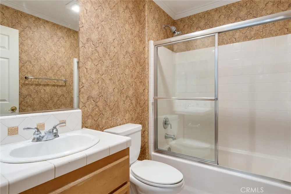 1910 Mesa View Lane Redlands, CA 92373