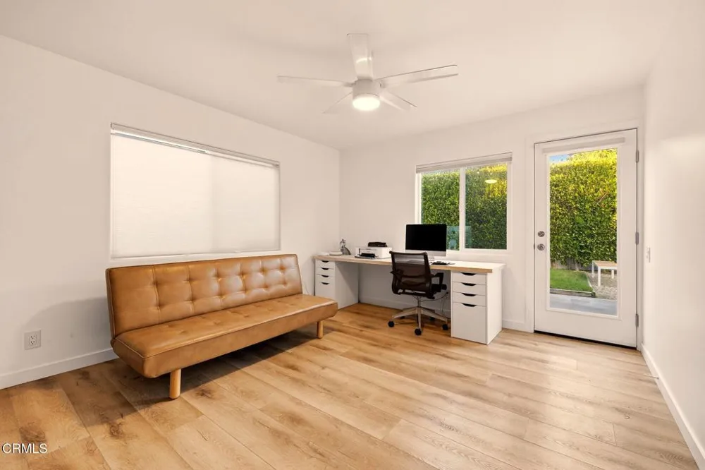924 Woodstock Lane Ventura, CA 93001
