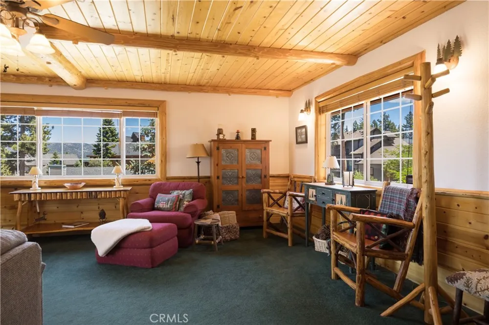 842 Paine Big Bear Lake, CA 92315