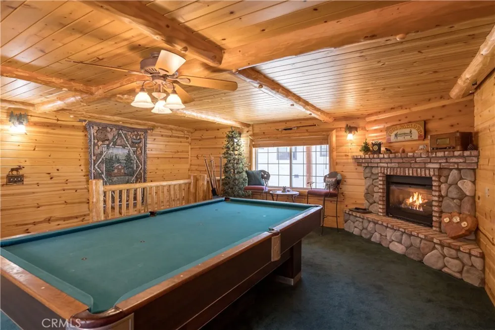 842 Paine Big Bear Lake, CA 92315