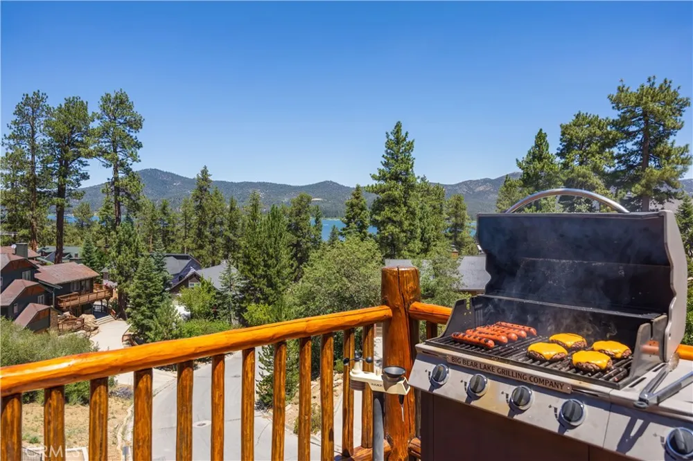 842 Paine Big Bear Lake, CA 92315