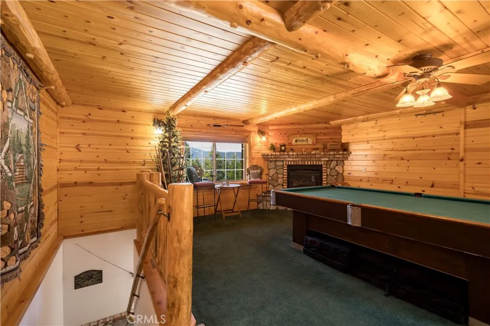 842 Paine Big Bear Lake, CA 92315