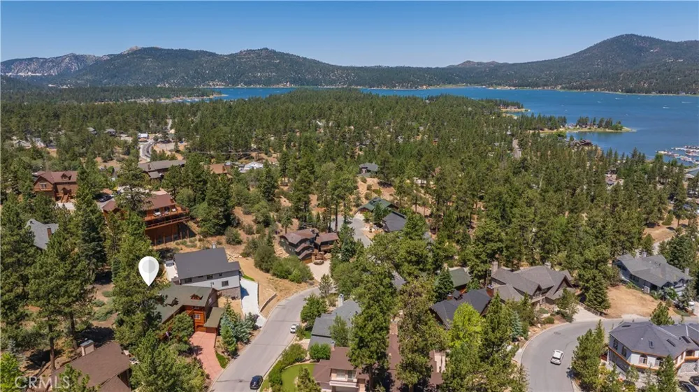 842 Paine Big Bear Lake, CA 92315