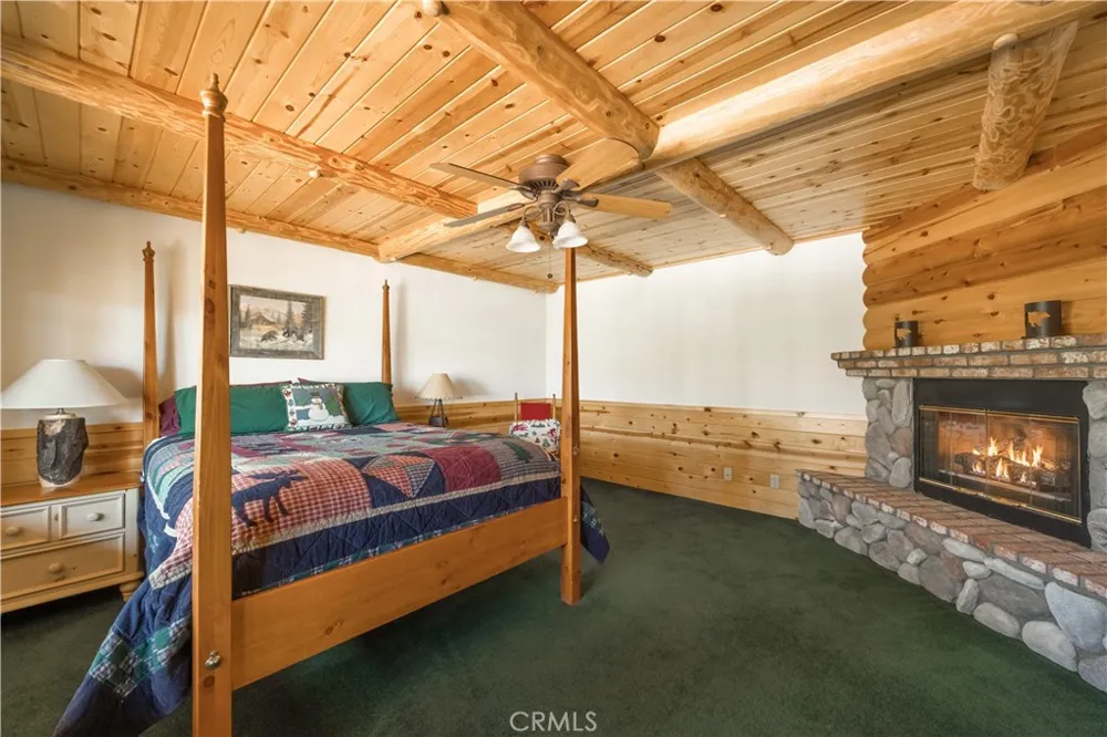 842 Paine Big Bear Lake, CA 92315