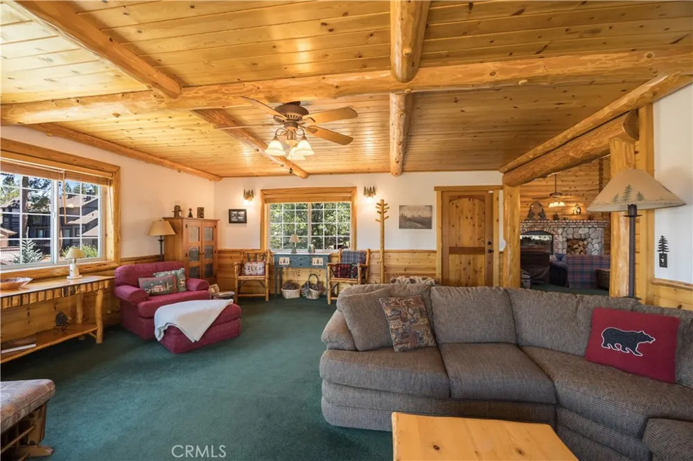 842 Paine Big Bear Lake, CA 92315