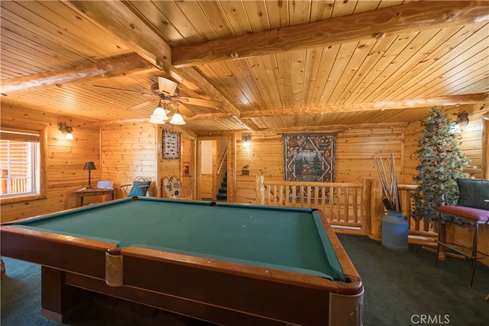 842 Paine Big Bear Lake, CA 92315
