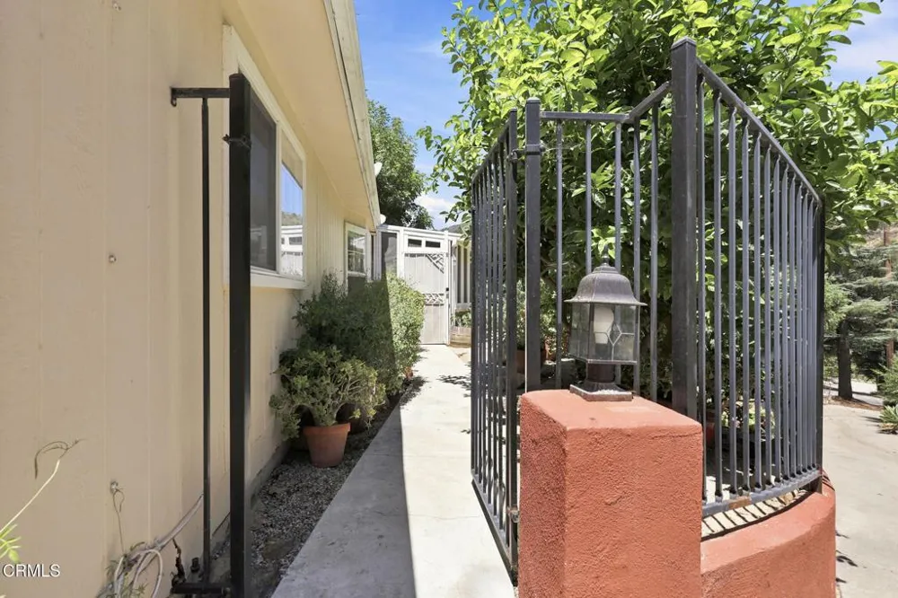 10475 Sulphur Cascade Santa Paula, CA 93060