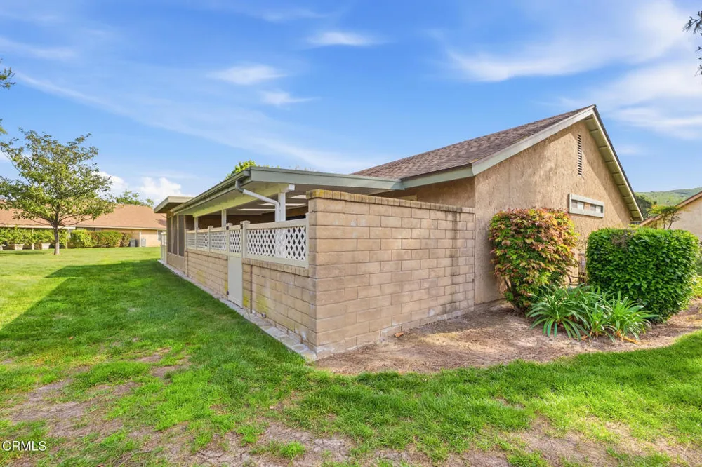 35124 Village #35 Camarillo, CA 93012