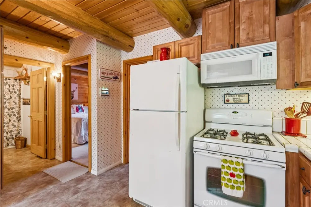 29729 Katharine Way Cedar Glen, CA 92321