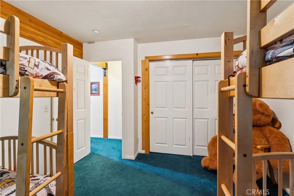 29729 Katharine Way Cedar Glen, CA 92321