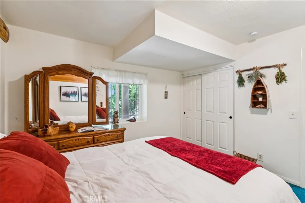 29729 Katharine Way Cedar Glen, CA 92321