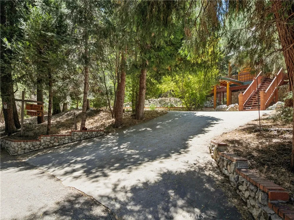 29729 Katharine Way Cedar Glen, CA 92321