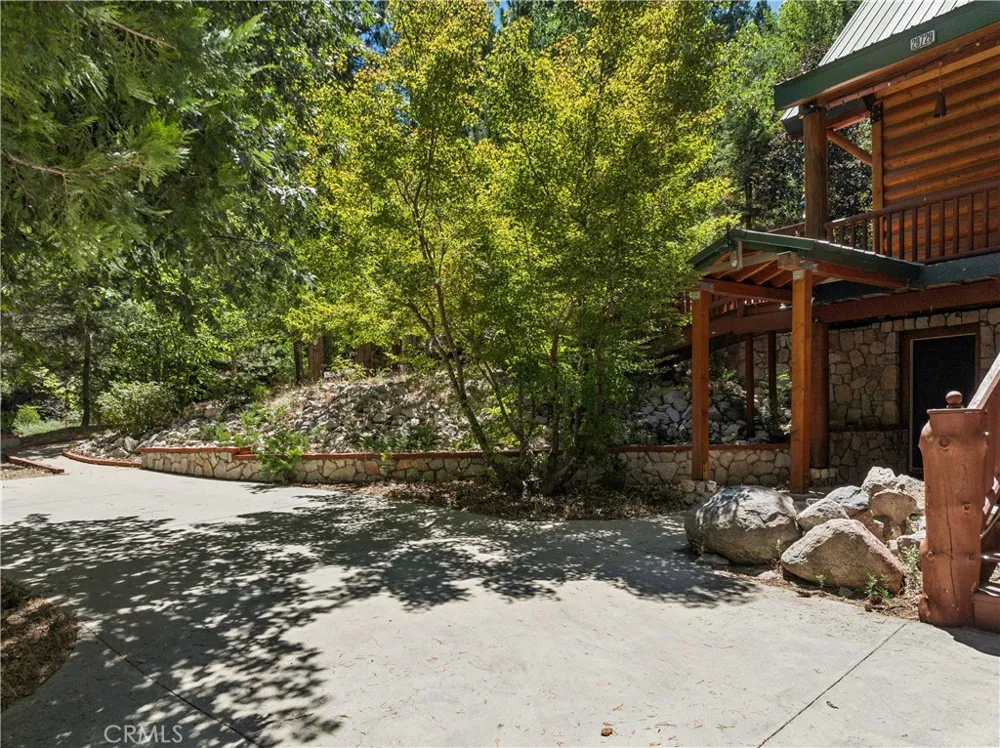29729 Katharine Way Cedar Glen, CA 92321