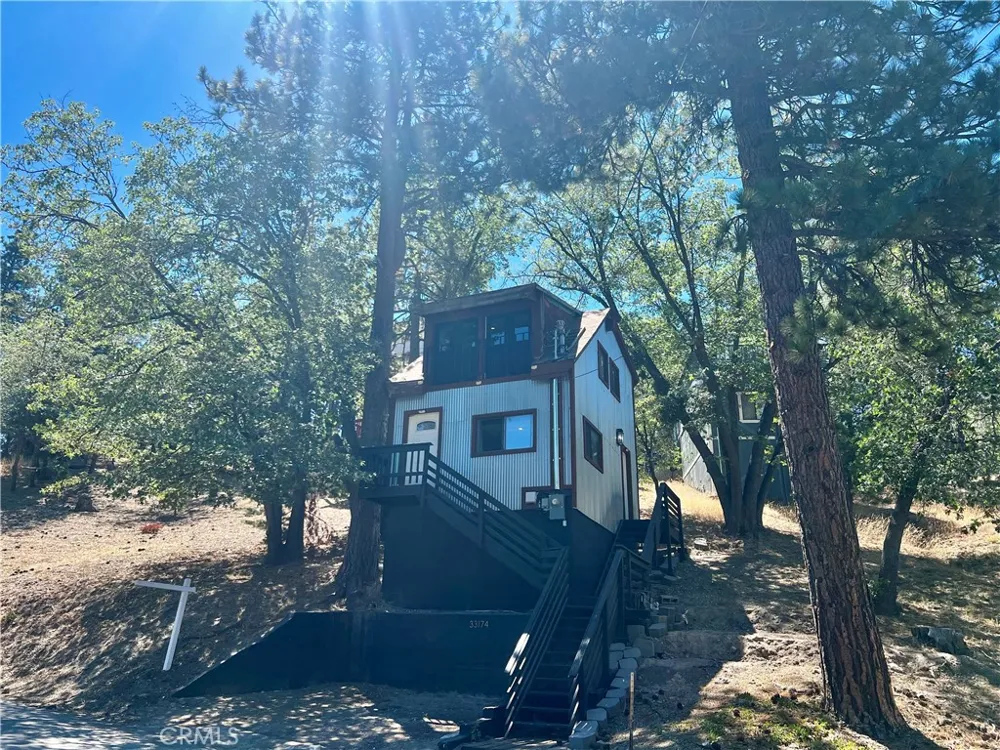 33174 Arrowbear Running Springs, CA 92382