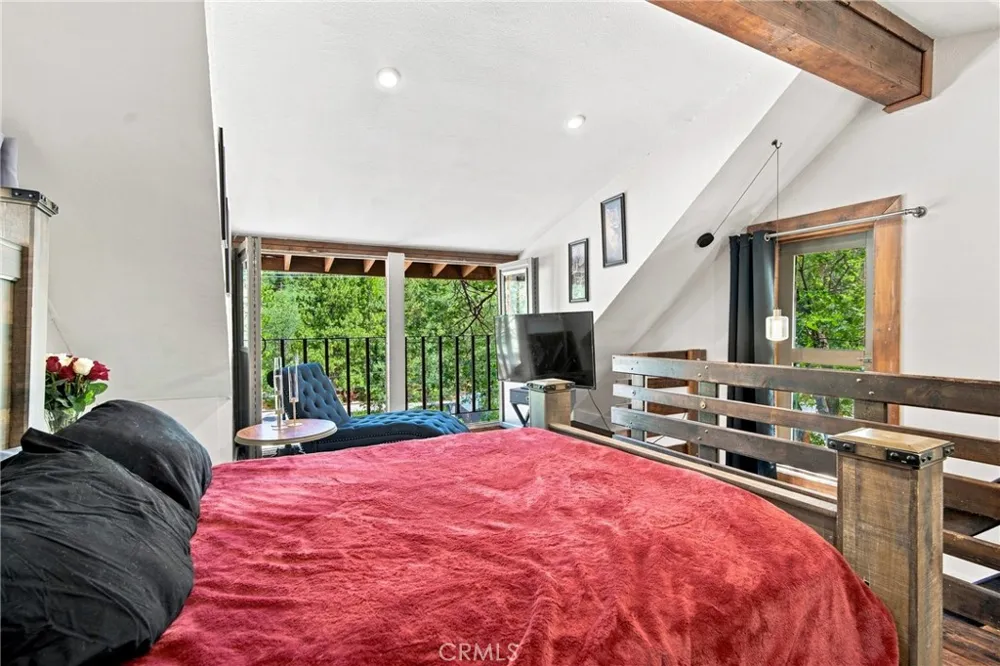33174 Arrowbear Running Springs, CA 92382