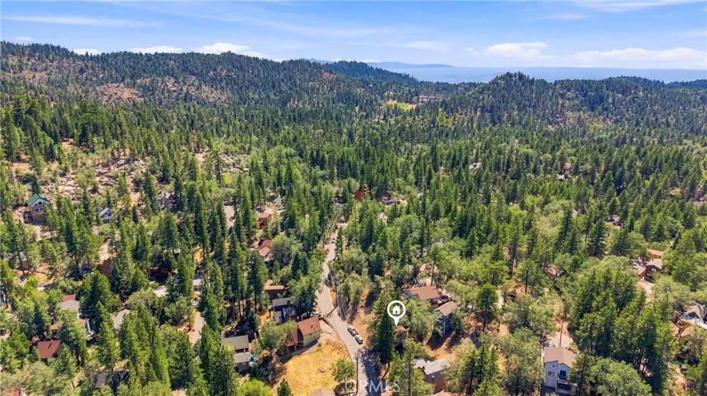 33174 Arrowbear Running Springs, CA 92382