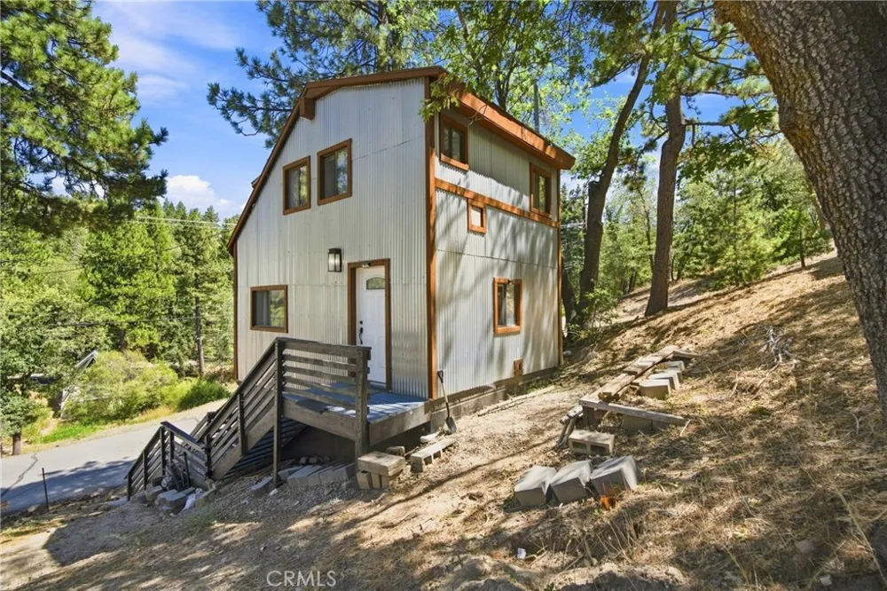 33174 Arrowbear Running Springs, CA 92382