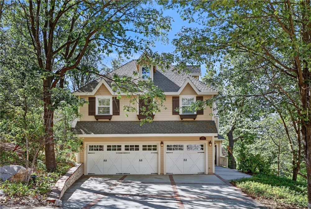 28462 North Bay Road Lake Arrowhead, CA 92352