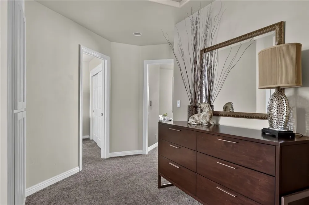28462 North Bay Road Lake Arrowhead, CA 92352