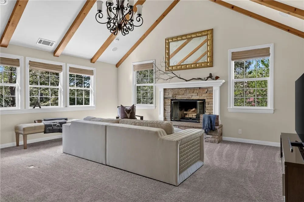 28462 North Bay Road Lake Arrowhead, CA 92352