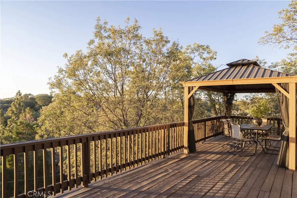 1477 Sequoia Drive Lake Arrowhead, CA 92352
