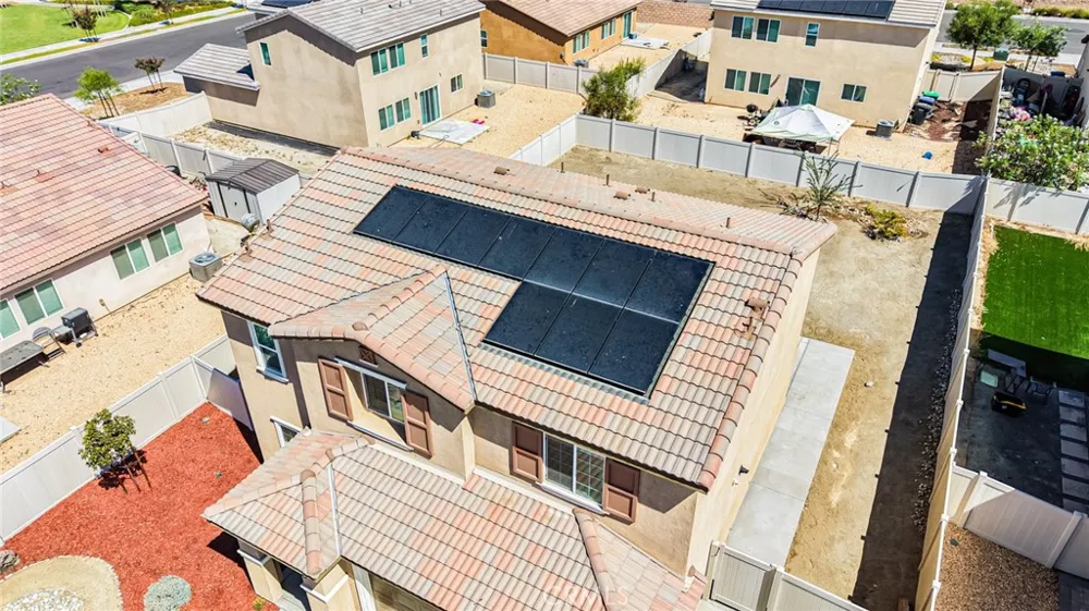 579 Pinyon San Jacinto, CA 92583