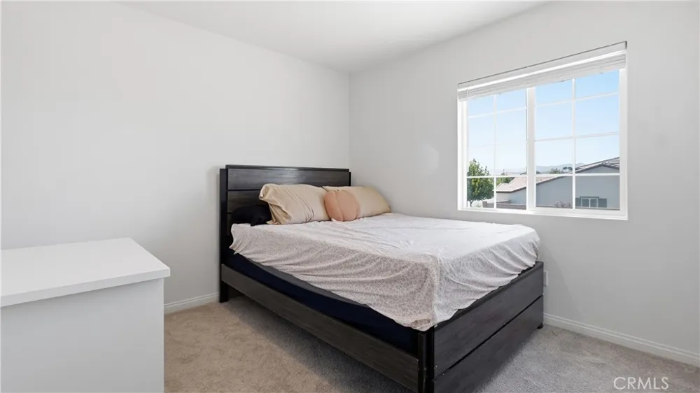 579 Pinyon San Jacinto, CA 92583