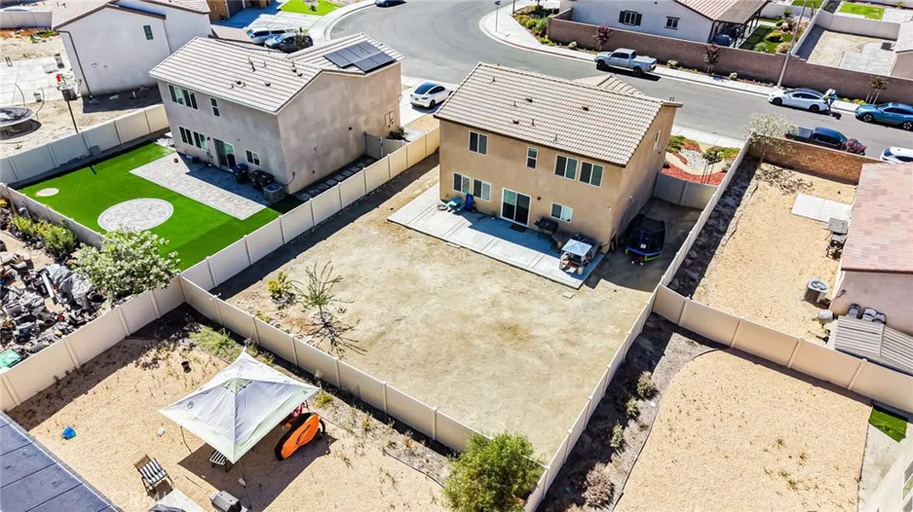 579 Pinyon San Jacinto, CA 92583