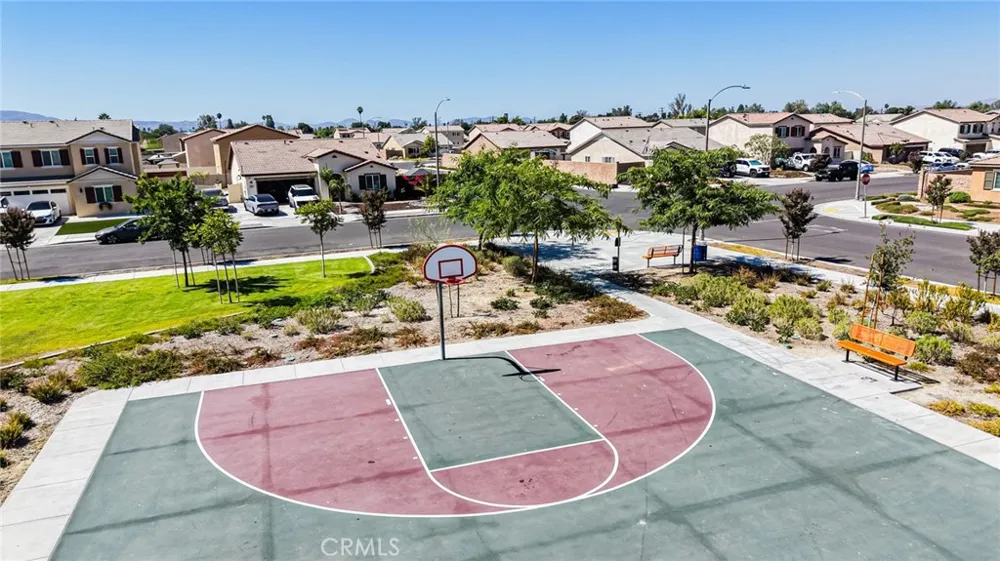 579 Pinyon San Jacinto, CA 92583