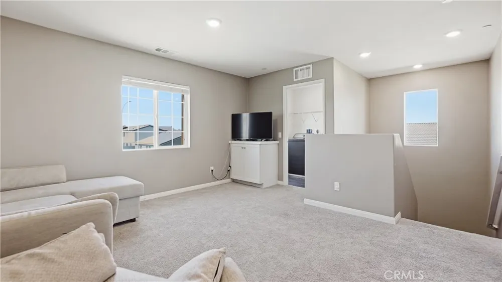 579 Pinyon San Jacinto, CA 92583