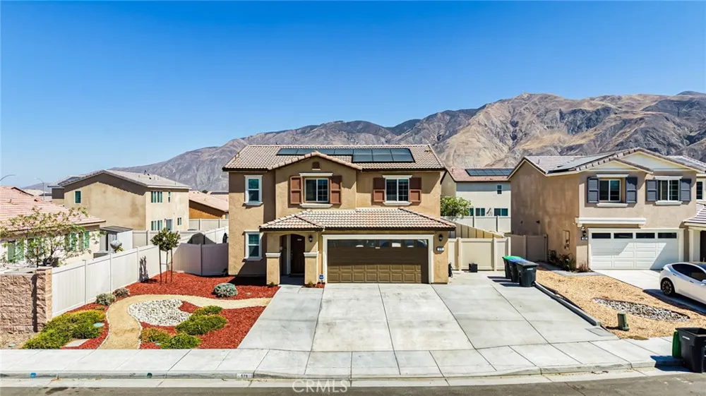579 Pinyon San Jacinto, CA 92583