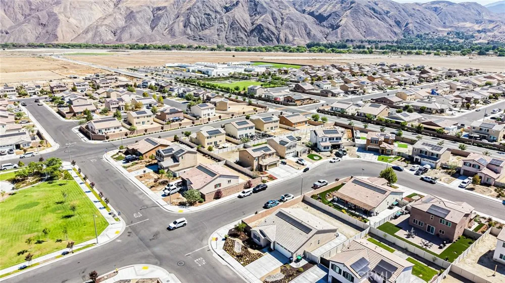 579 Pinyon San Jacinto, CA 92583